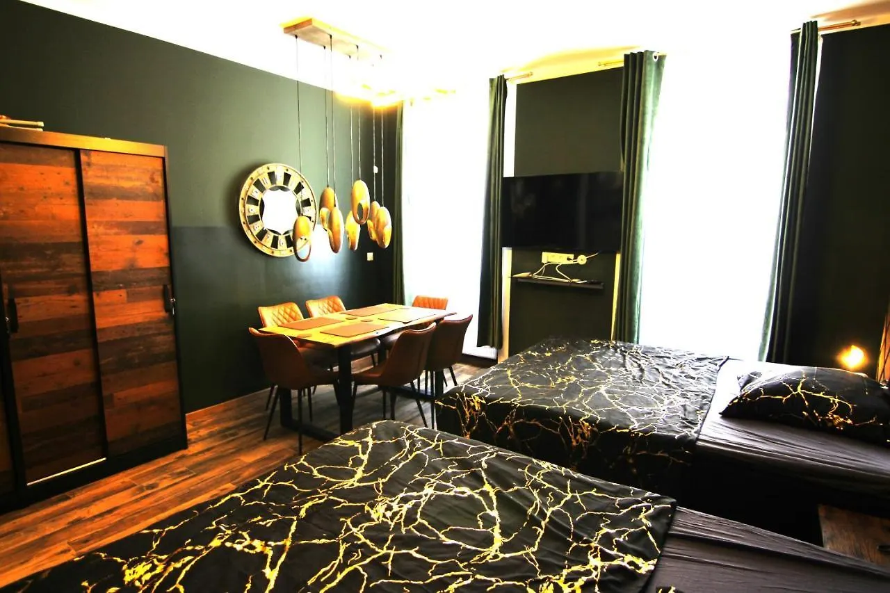 Boutique Apartments Vienna - Premium 6 0*,  Austria